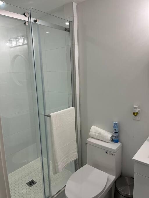 Lovely One Bedroom Condo With Free Parking Niagara Falls Zewnętrze zdjęcie